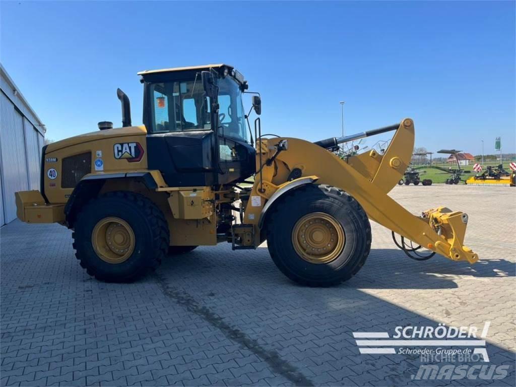 CAT 938 HL Rataslaadurid