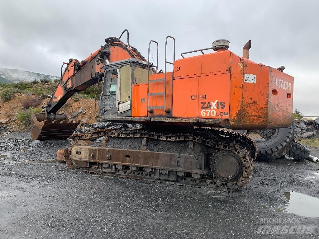 Hitachi 670 LCH-3 Roomikekskavaatorid