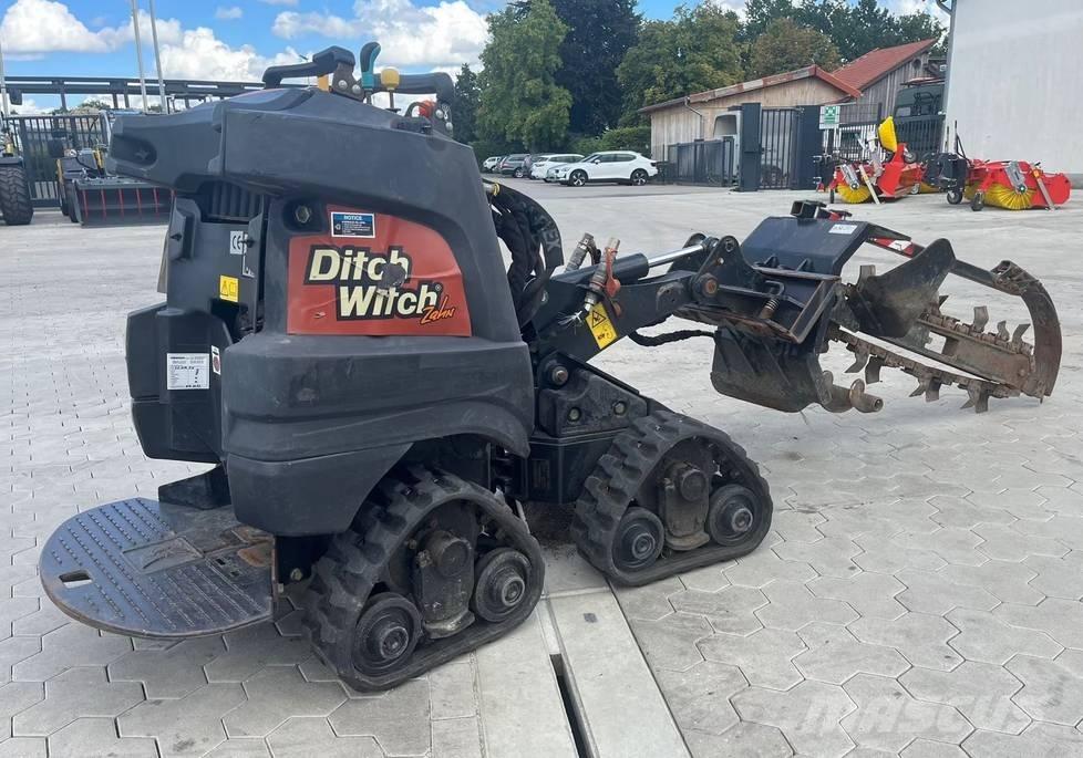 Ditch Witch R300 Roomikkallurid