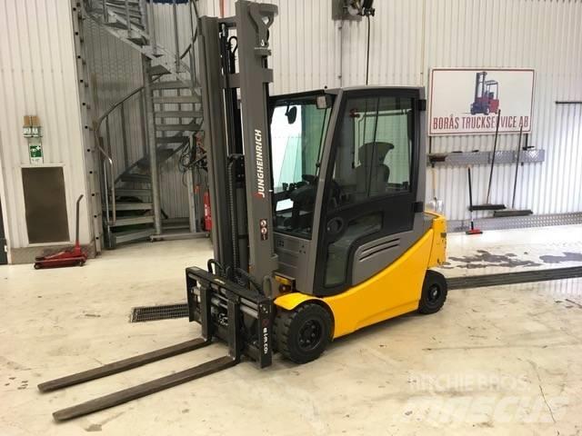 Jungheinrich EFG 320 Elektritõstukid