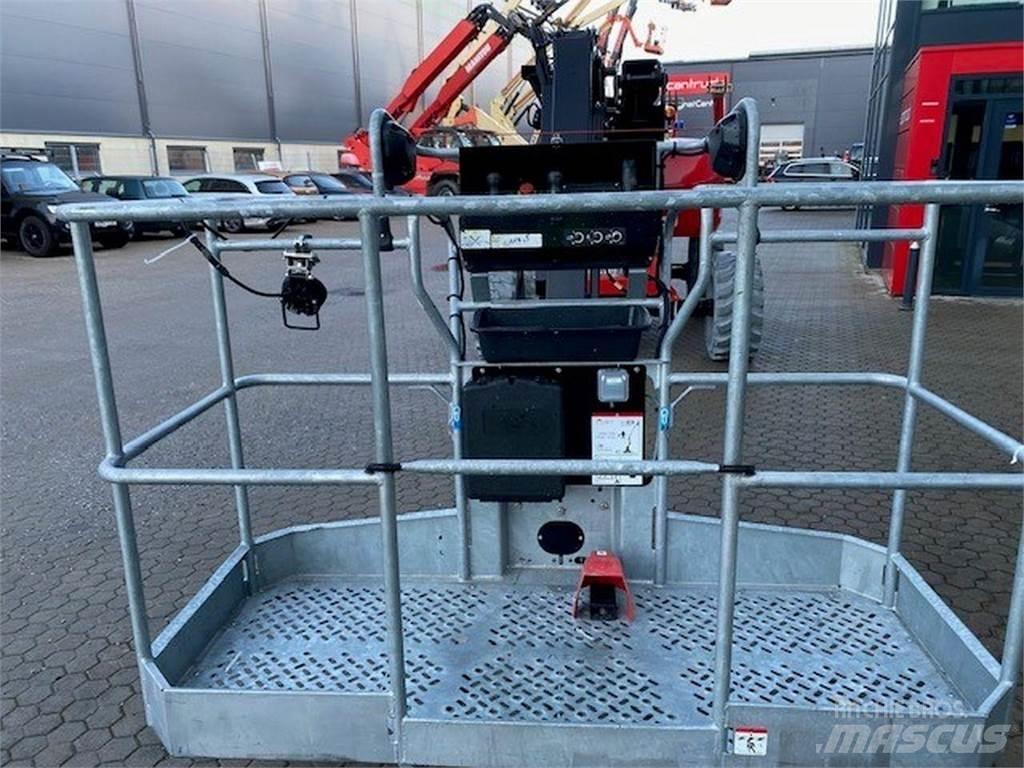 Manitou 200ATJE Iseliikuvad poomtõstukid