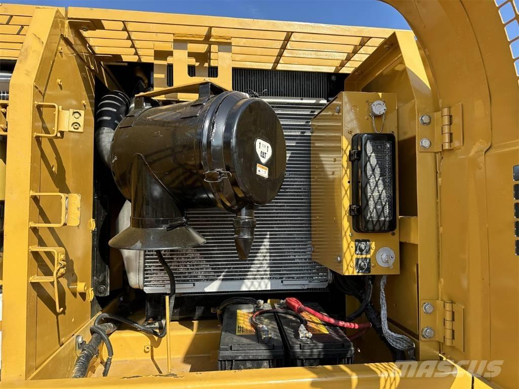 CAT 325C Roomikekskavaatorid