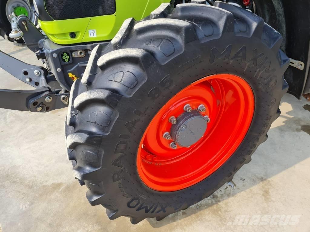 CLAAS Arion 440 CIS Traktorid