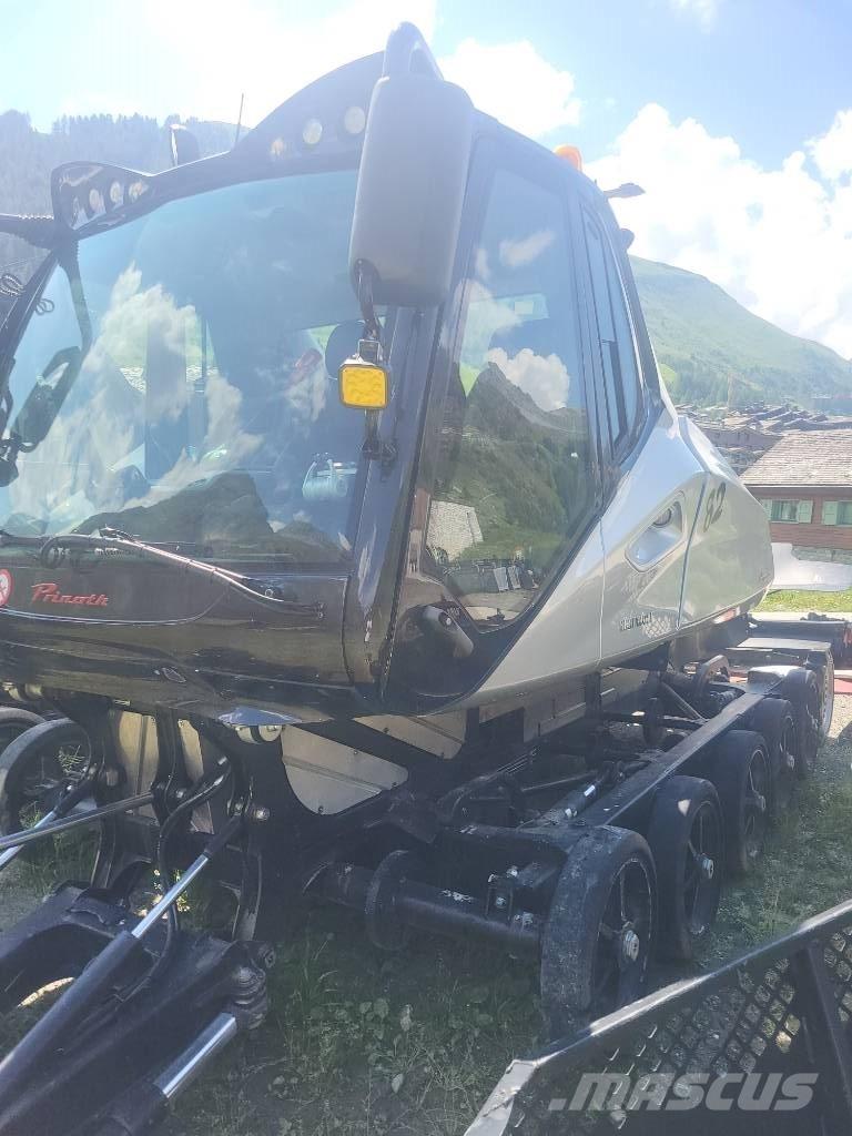 Prinoth New leitwolf Lumekoristusmasinad