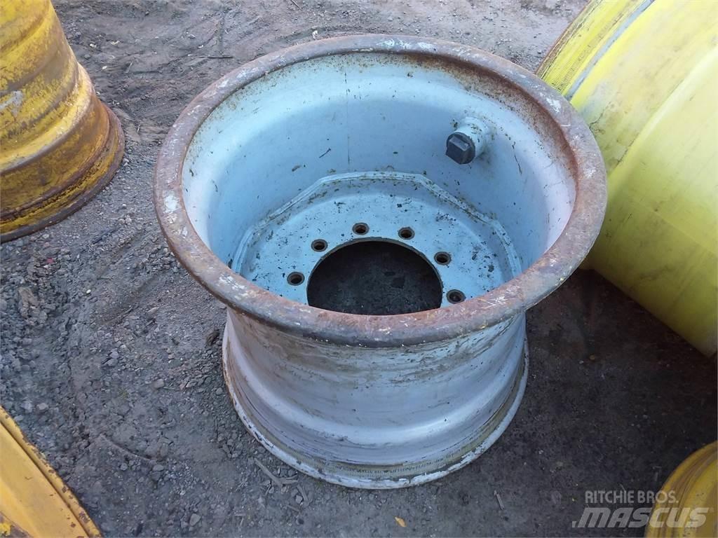 Valmet 890 20x26,5 Rehvid, rattad ja veljed
