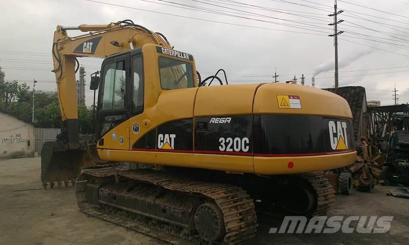 CAT 320 C Roomikekskavaatorid