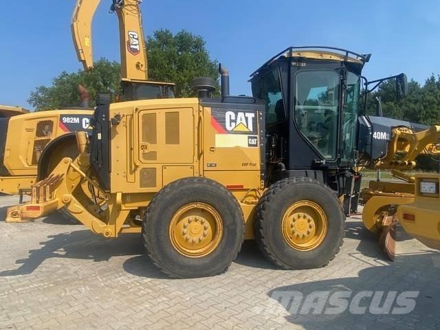 CAT 140M Greiderid
