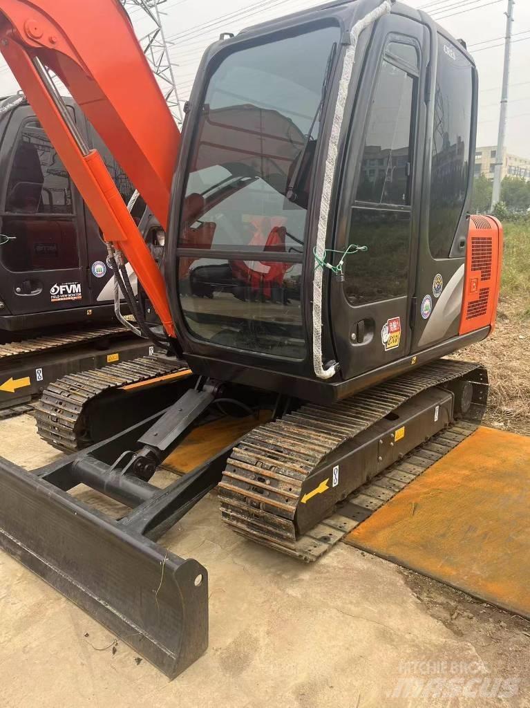 Hitachi ZX 60 Miniekskavaatorid < 7 t