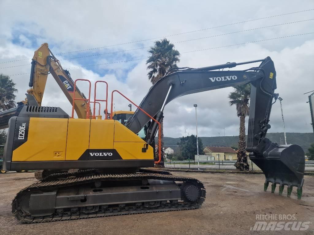 Volvo EC 250 ELN Roomikekskavaatorid
