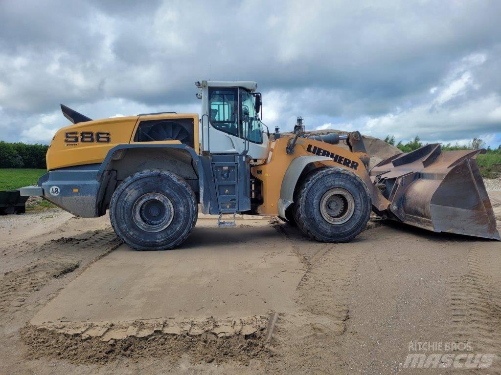 Liebherr L 586 Rataslaadurid