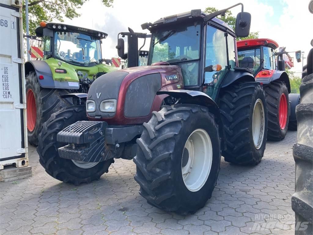 Valtra A93 Hi Tech Traktorid