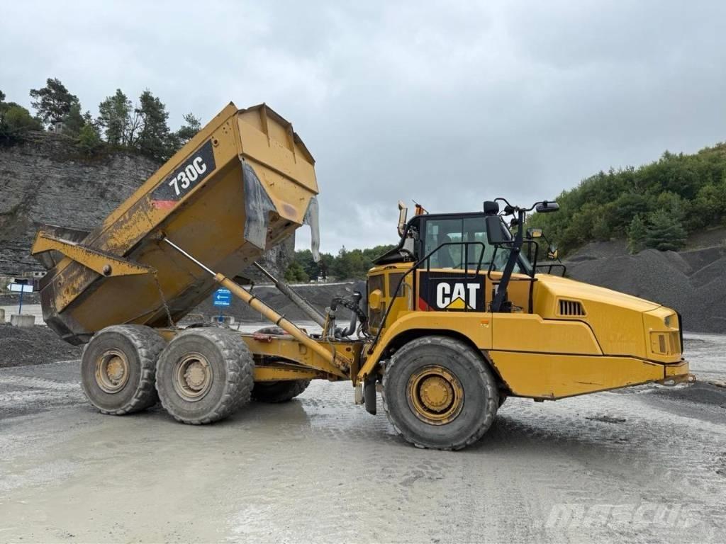 CAT 730C Liigendraamiga pinnaseveokid