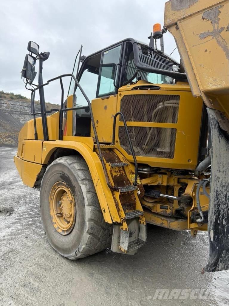 CAT 730C Liigendraamiga pinnaseveokid