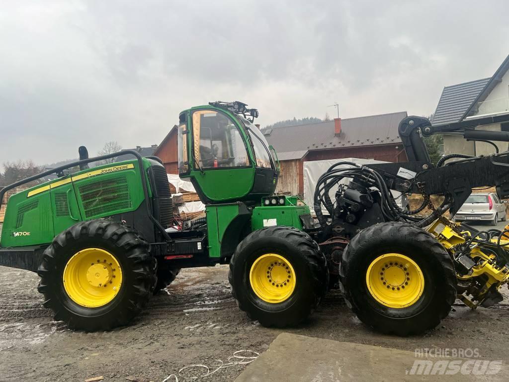 John Deere 1470 E Harvesterid