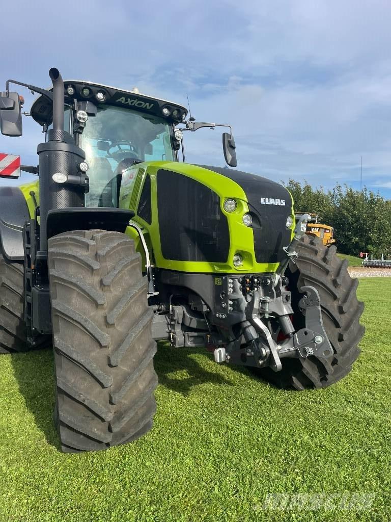 CLAAS AXIO 960 Traktorid