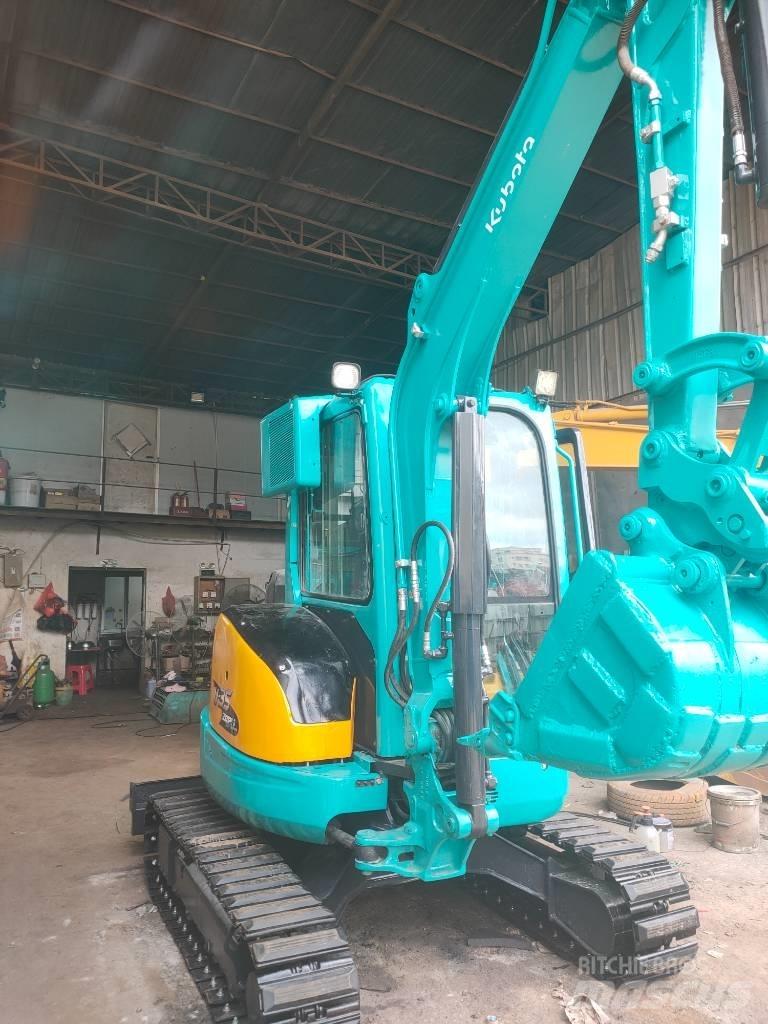 Kubota U 35 Roomikekskavaatorid