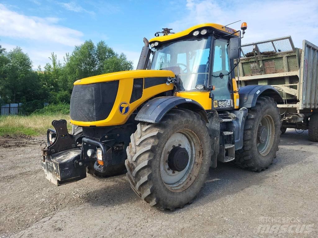 JCB Fastrac 8250 Traktorid
