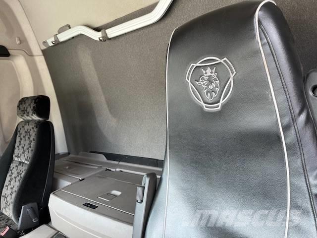 Scania P 280 Tentautod