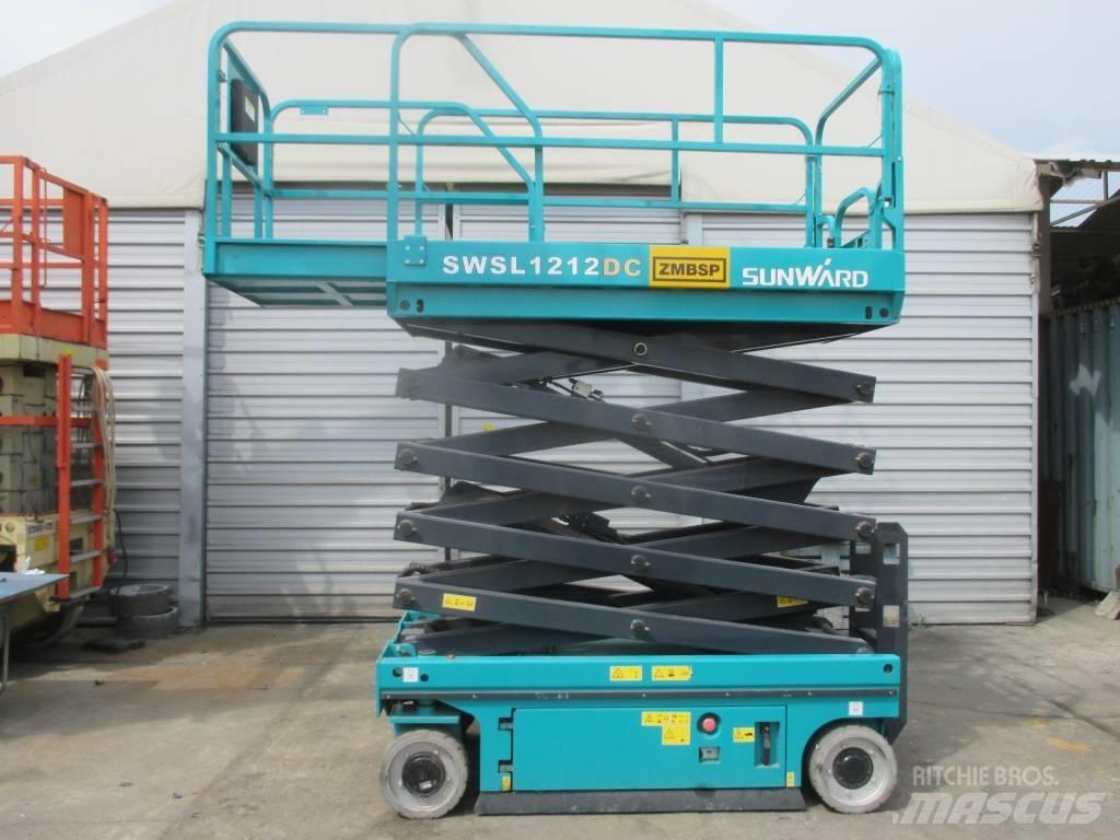 Sunward SWSL 1212 DC Käärtõstukid