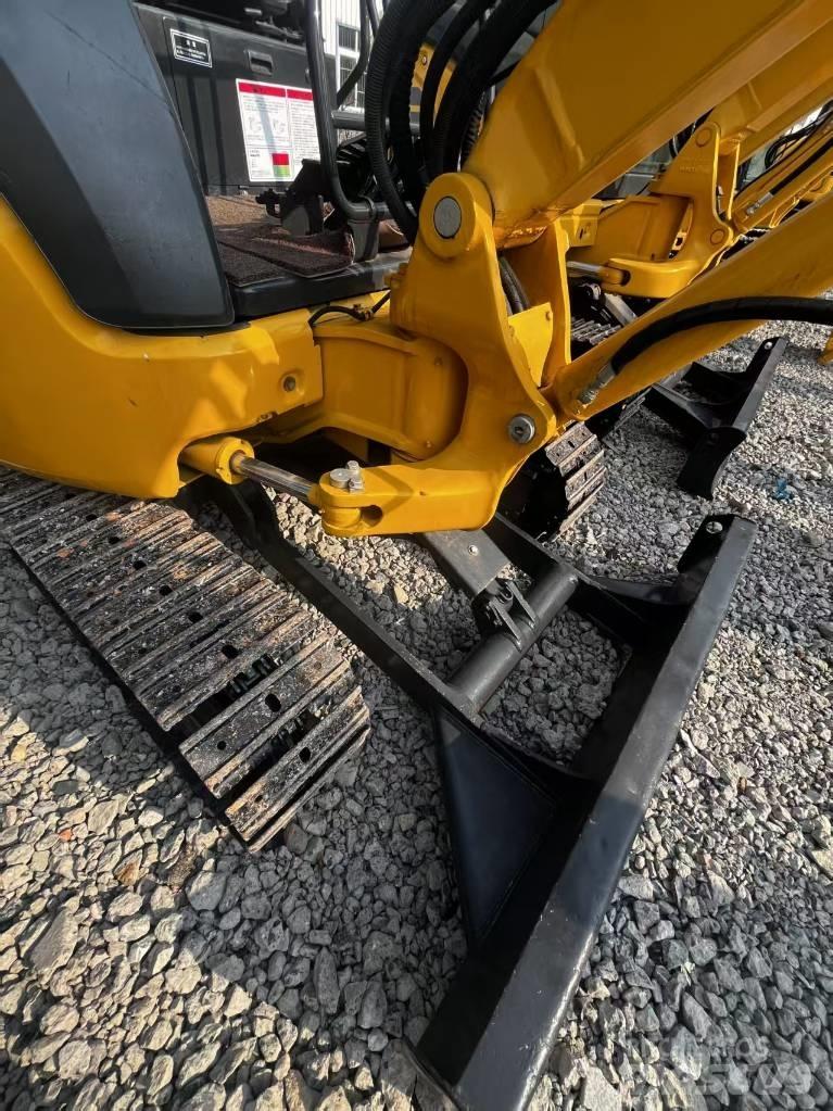 Komatsu PC 30 MR-3 Miniekskavaatorid < 7 t