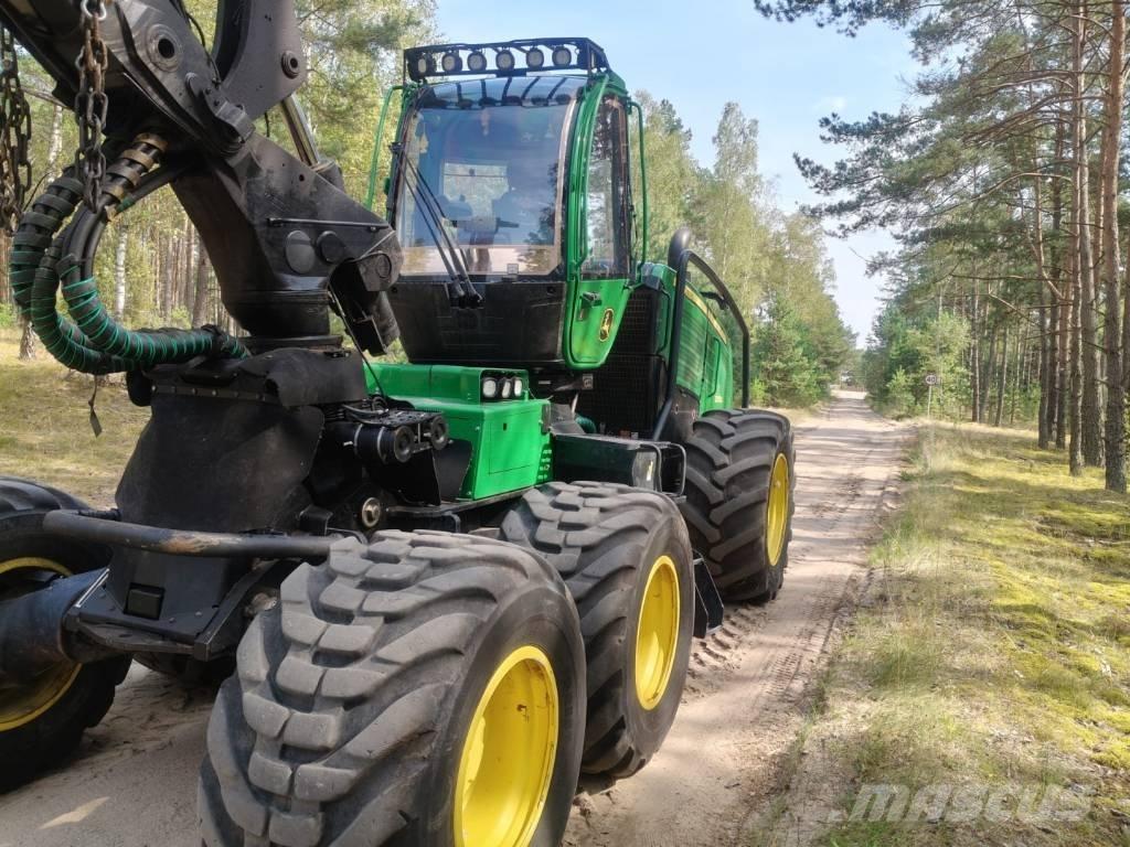 John Deere 1270 G Harvesterid