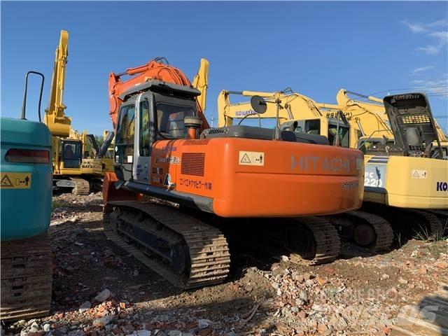 Hitachi ZX240G Roomikekskavaatorid