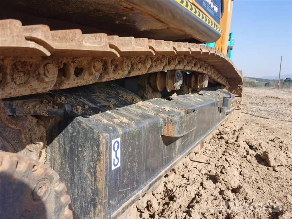 Sany SY215-9 Roomikekskavaatorid