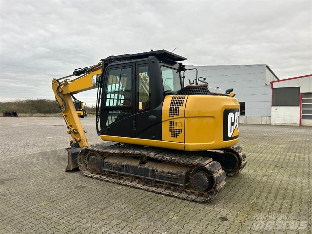 CAT 311 F L RR Ratasekskavaatorid