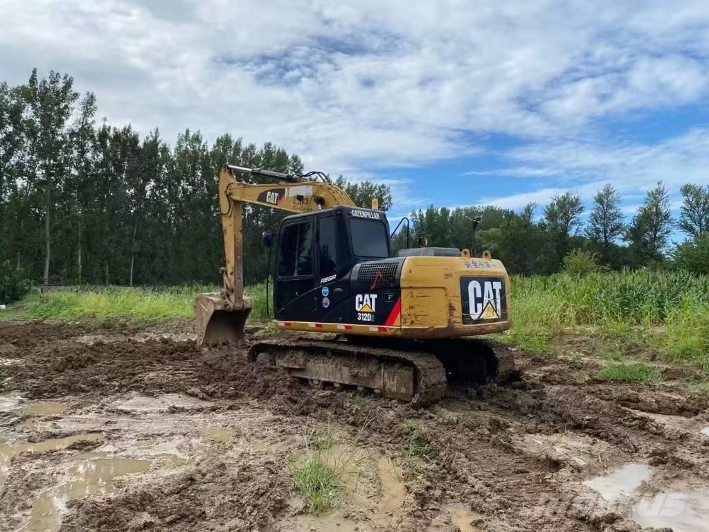 CAT 312D Väikeekskavaatorid 7t-12t