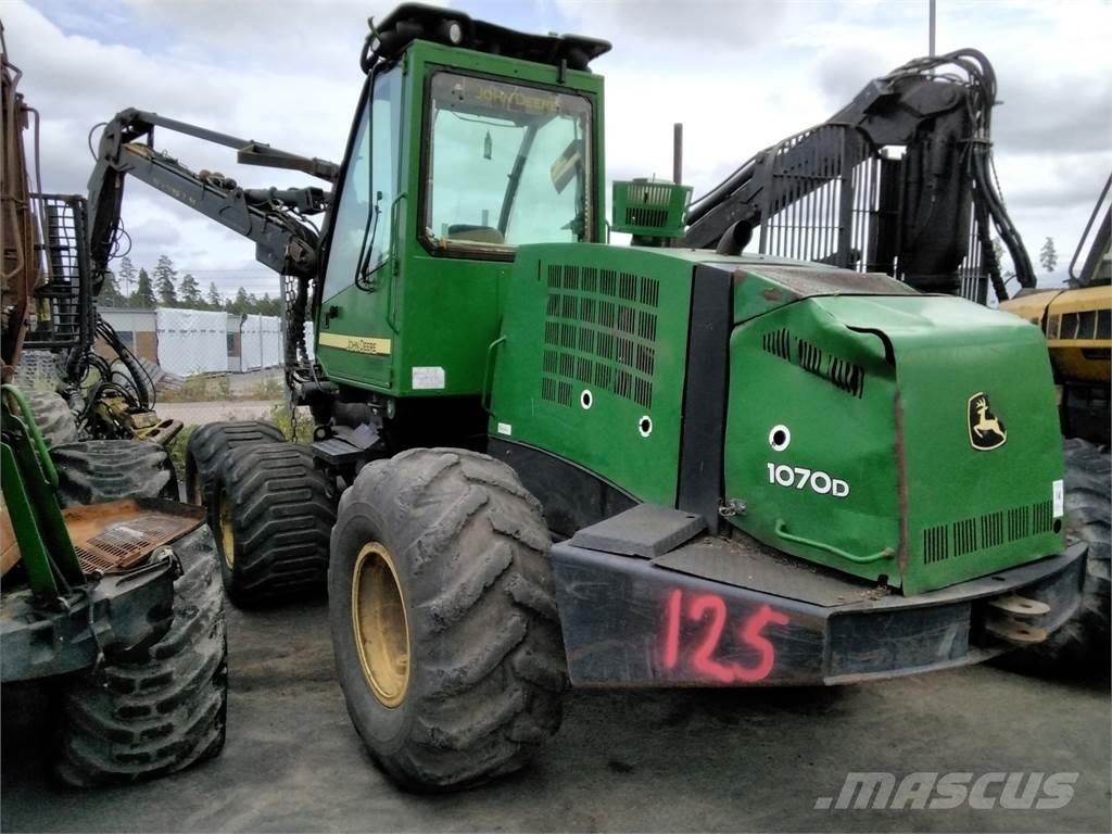 John Deere 1070 D Harvesterid