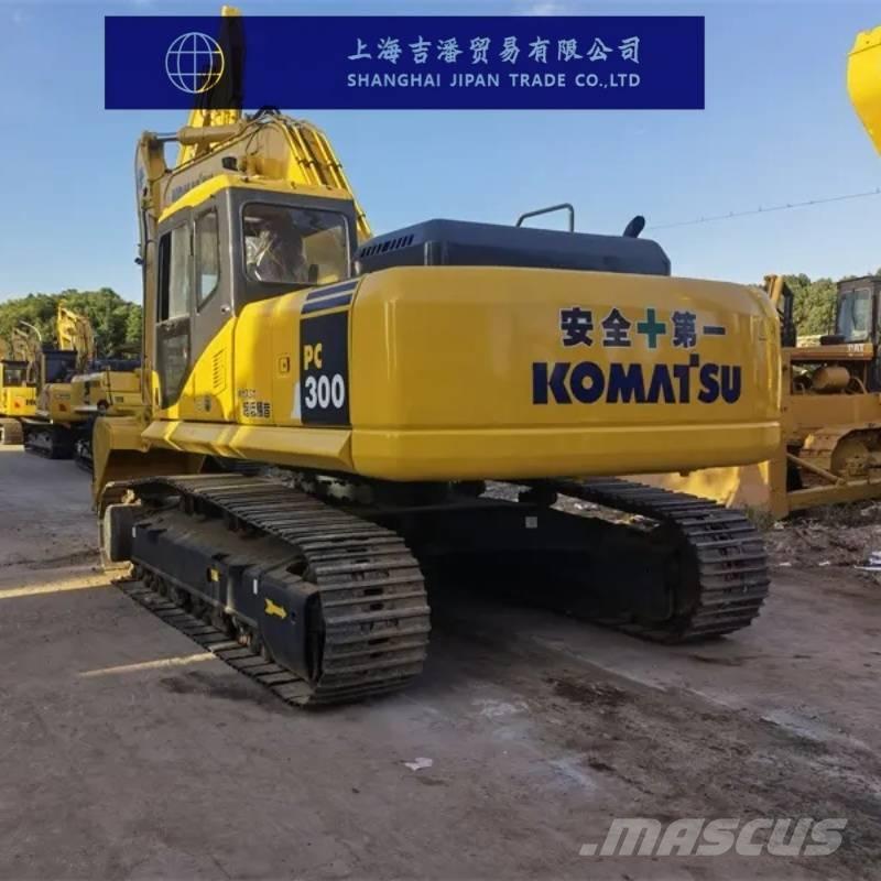 Komatsu PC 300 Roomikekskavaatorid
