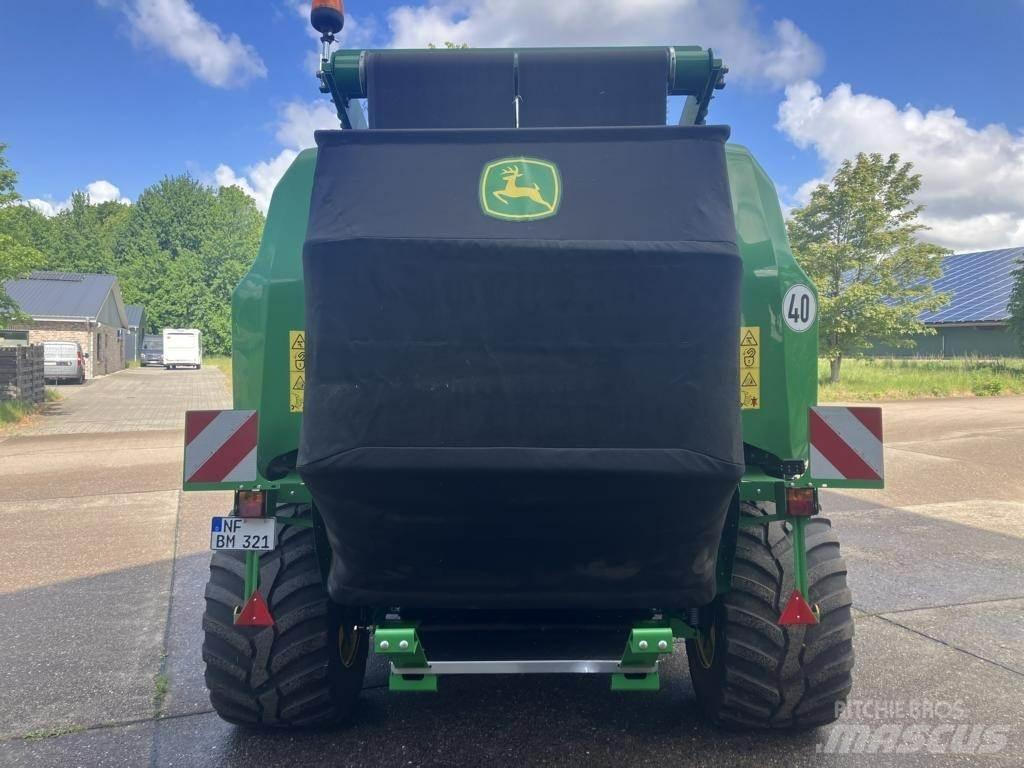 John Deere V461R Ruloonpressid
