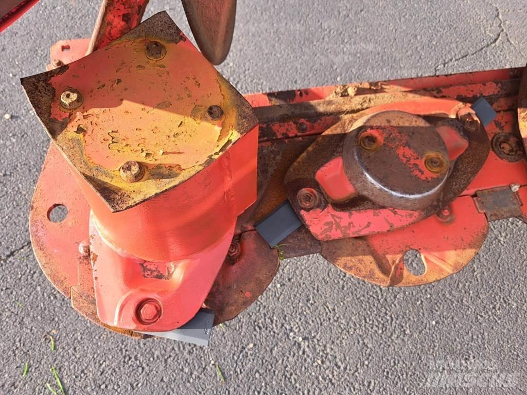 Kuhn GMD310FF Niidukid