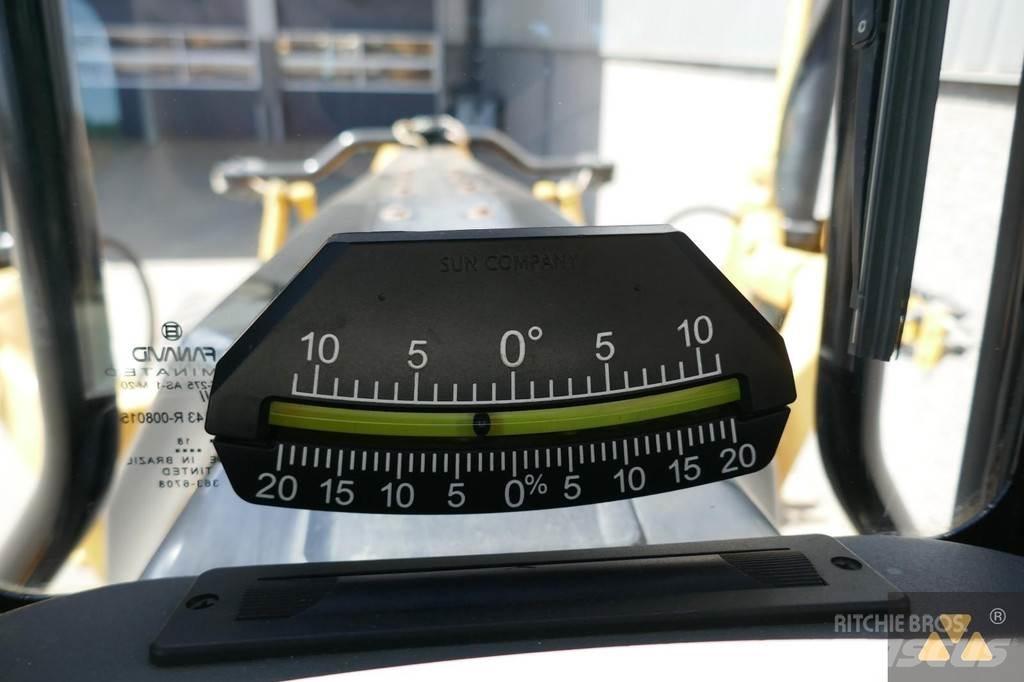 CAT 12M3 Greiderid