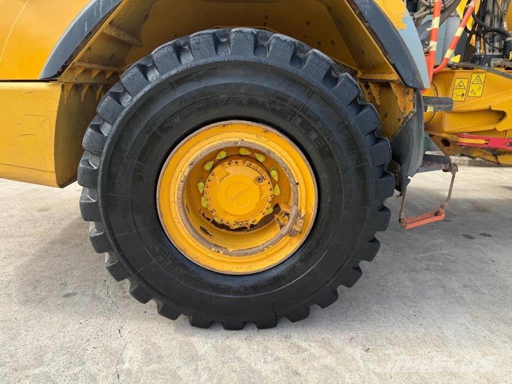 Volvo A 30 G Liigendraamiga pinnaseveokid