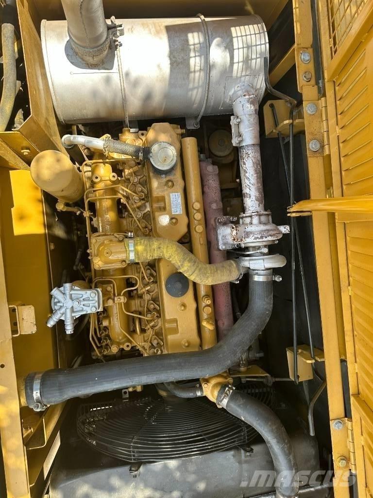 CAT 320C Väikeekskavaatorid 7t-12t