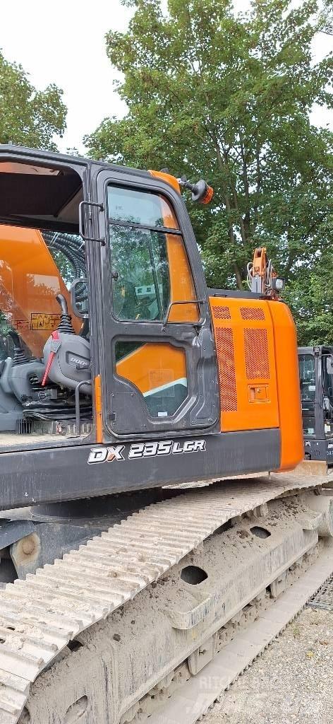 Doosan DX 235 LCR-7 Roomikekskavaatorid
