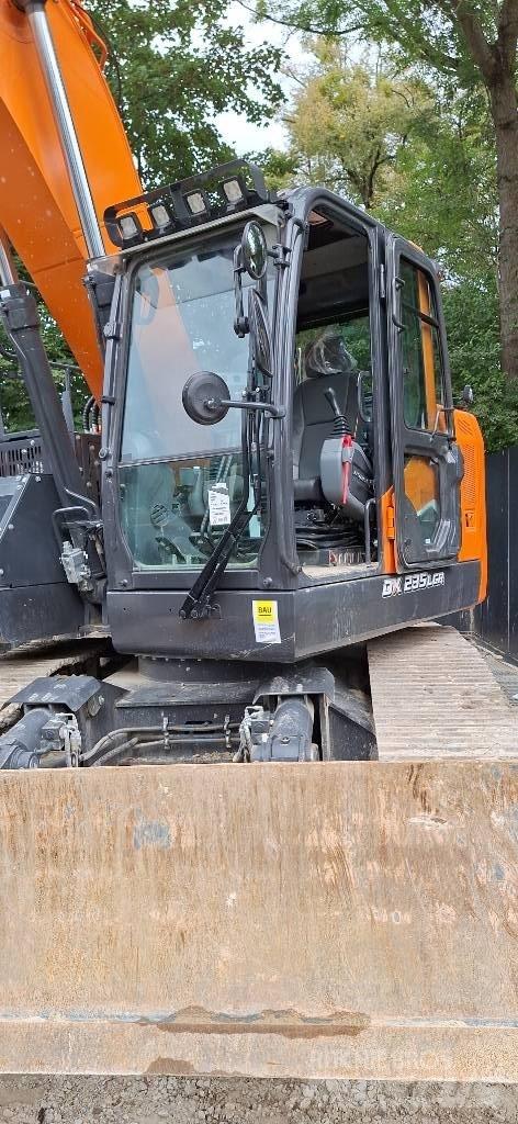 Doosan DX 235 LCR-7 Roomikekskavaatorid