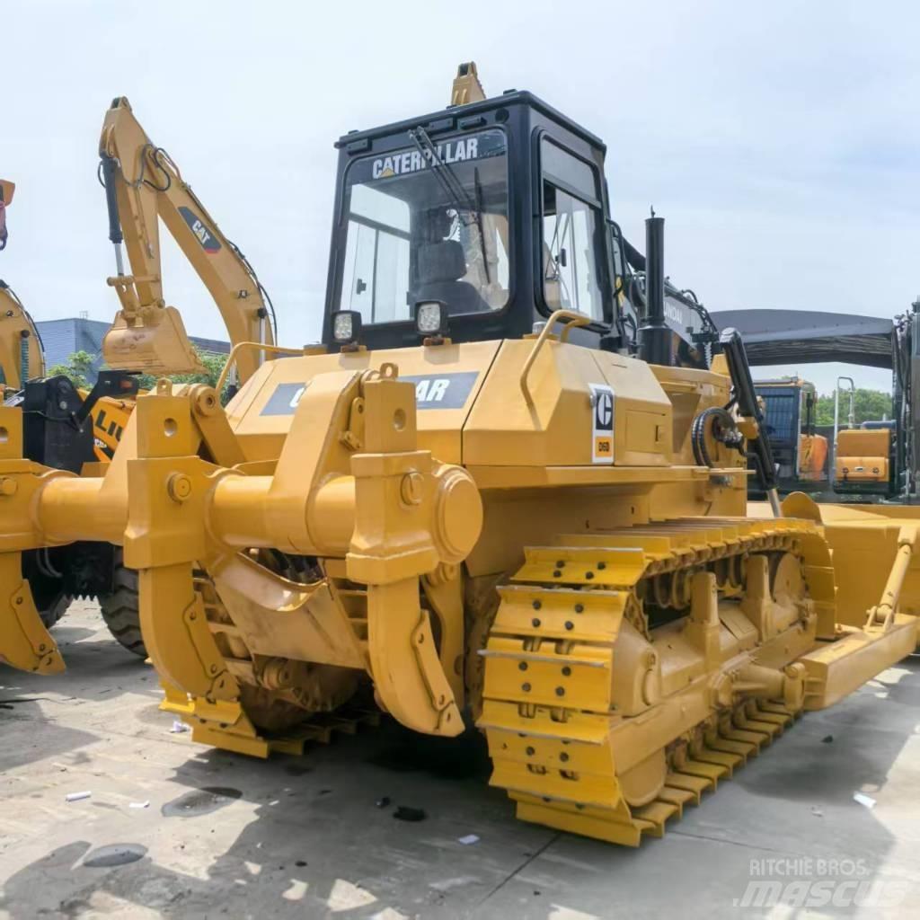 CAT D 6 D Buldooserid