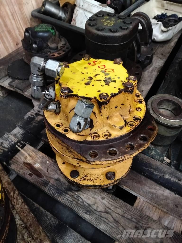 Poclain 800 cc Mootorid