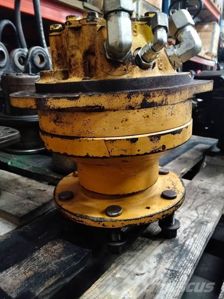 Poclain 800 cc Mootorid