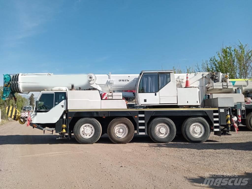 Liebherr LTM 1060-2 Maastikutõstukid