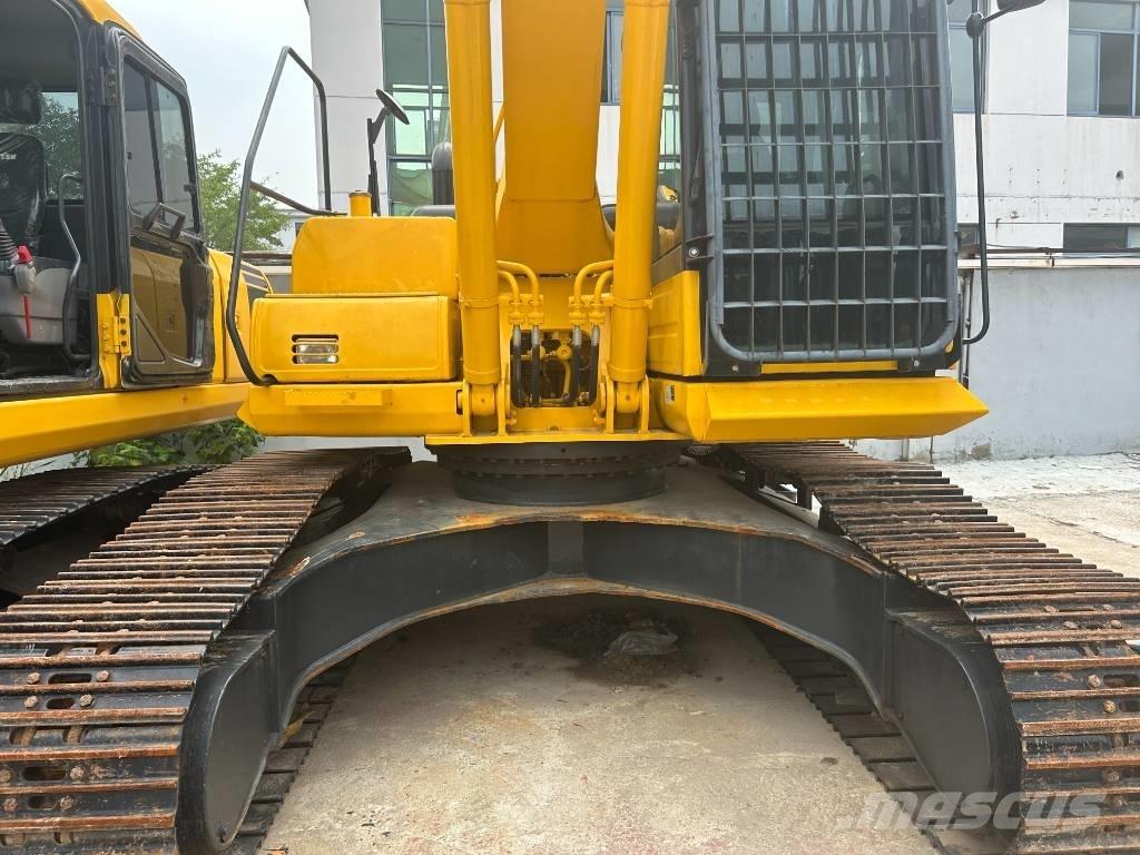 Komatsu PC 240 Roomikekskavaatorid