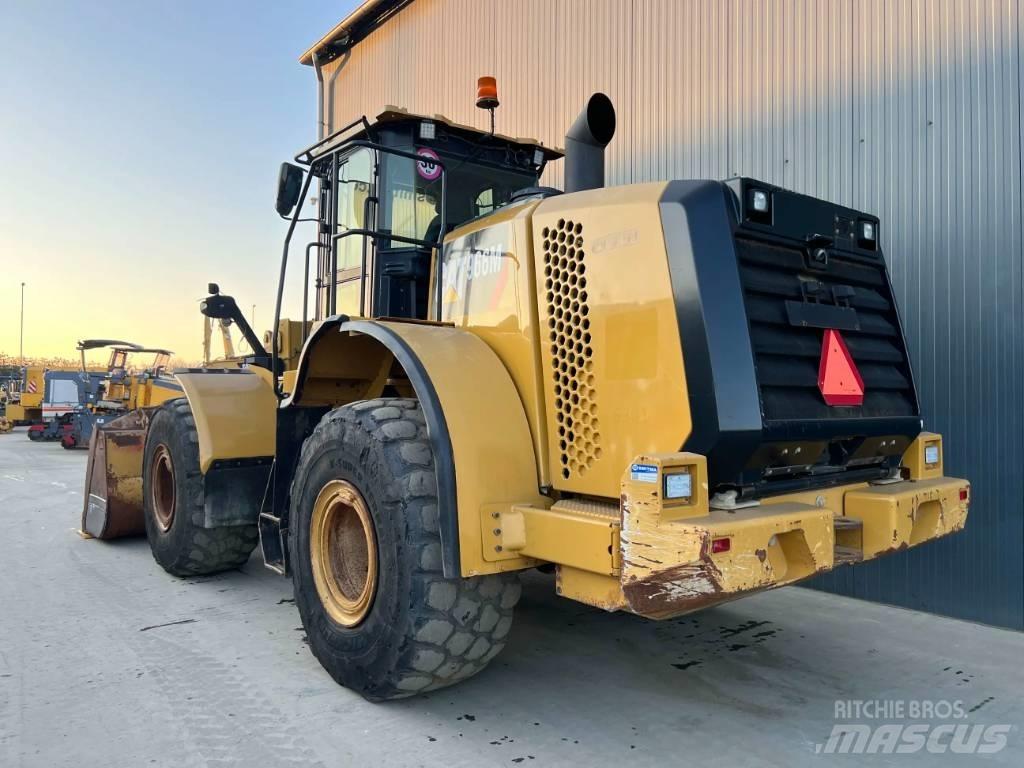 CAT 966M Rataslaadurid
