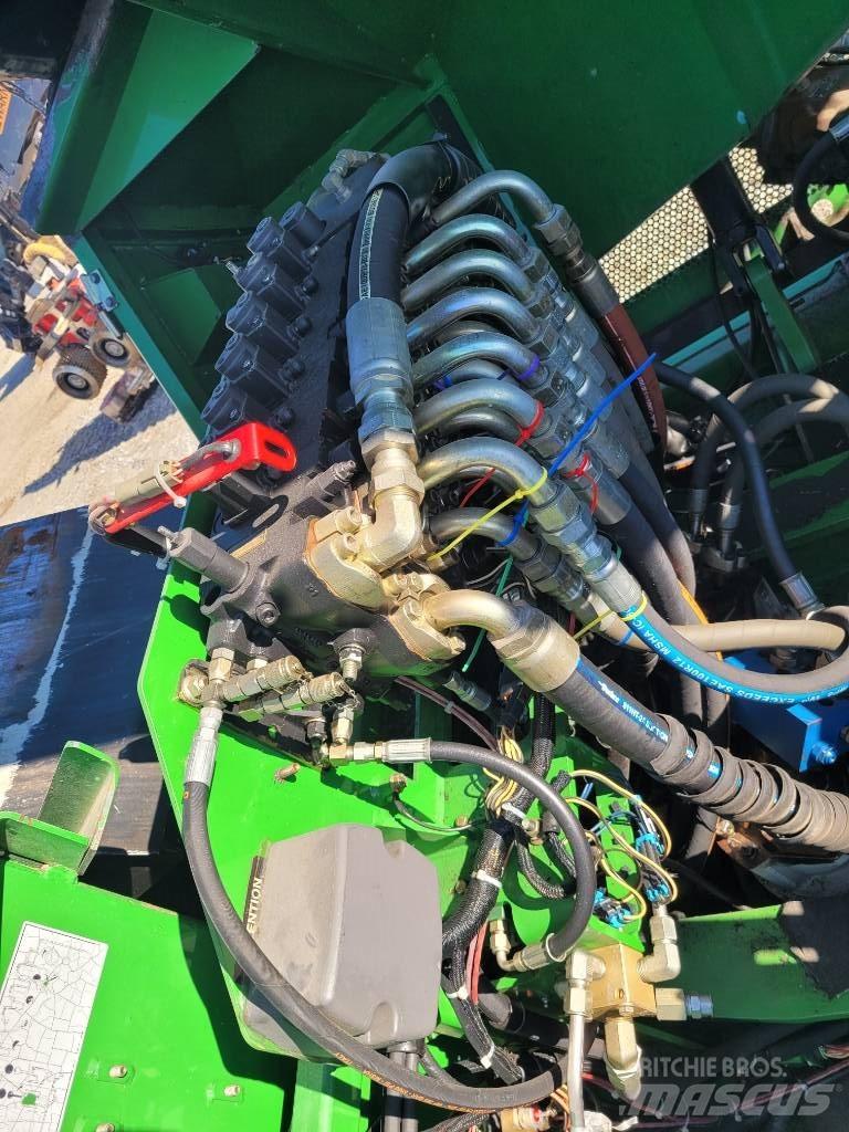 John Deere 853 Langetustraktorid