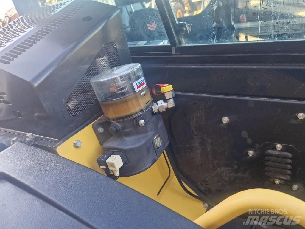 Yanmar VIO80 Roomikekskavaatorid