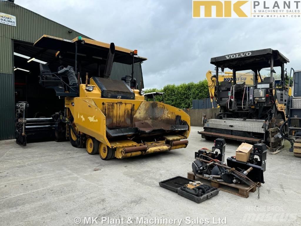 CAT AP 500 F Asfaldilaoturid