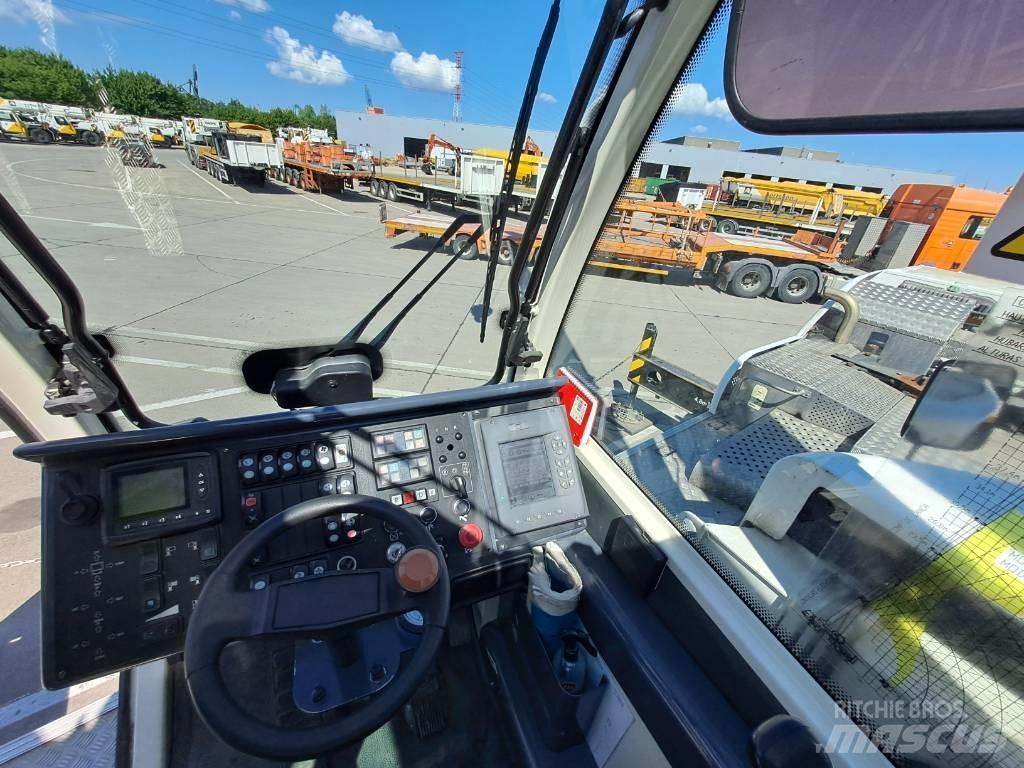 Terex Demag AC40/2L Maastikutõstukid