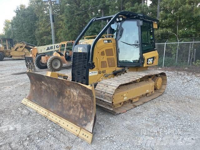 CAT D 5 K 2 LGP Buldooserid
