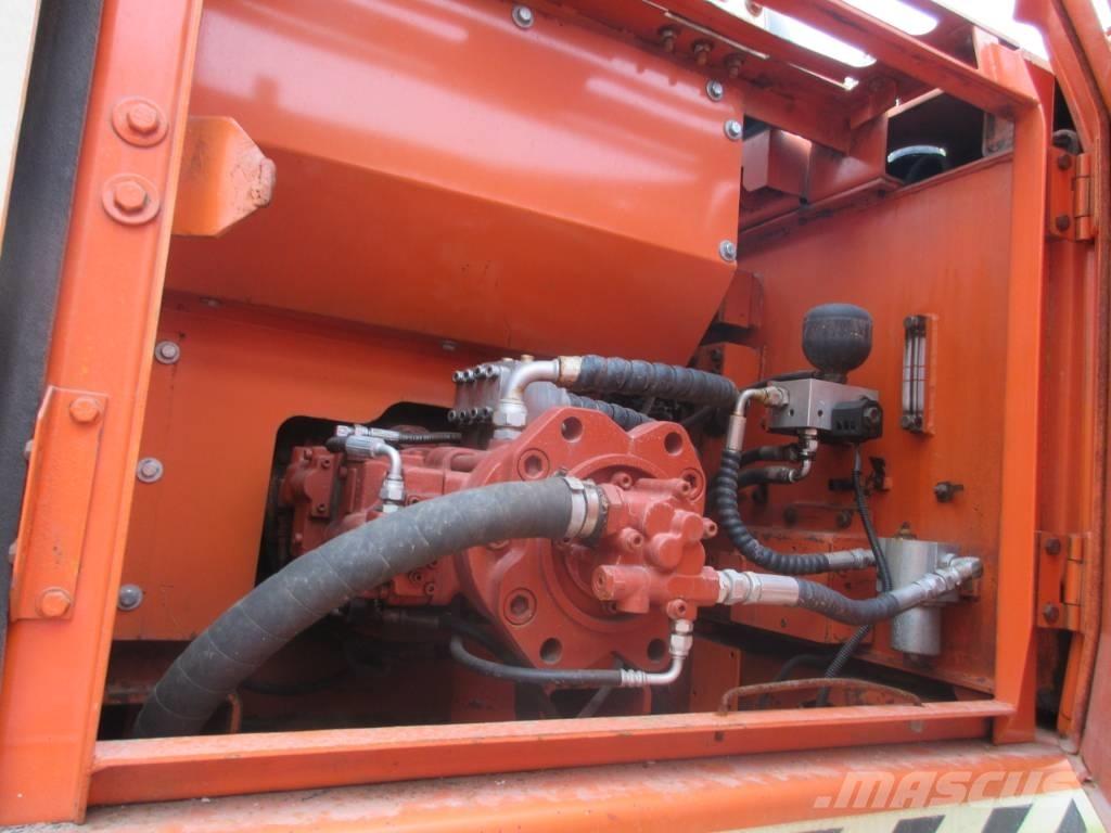 Doosan DH 220 LC Roomikekskavaatorid